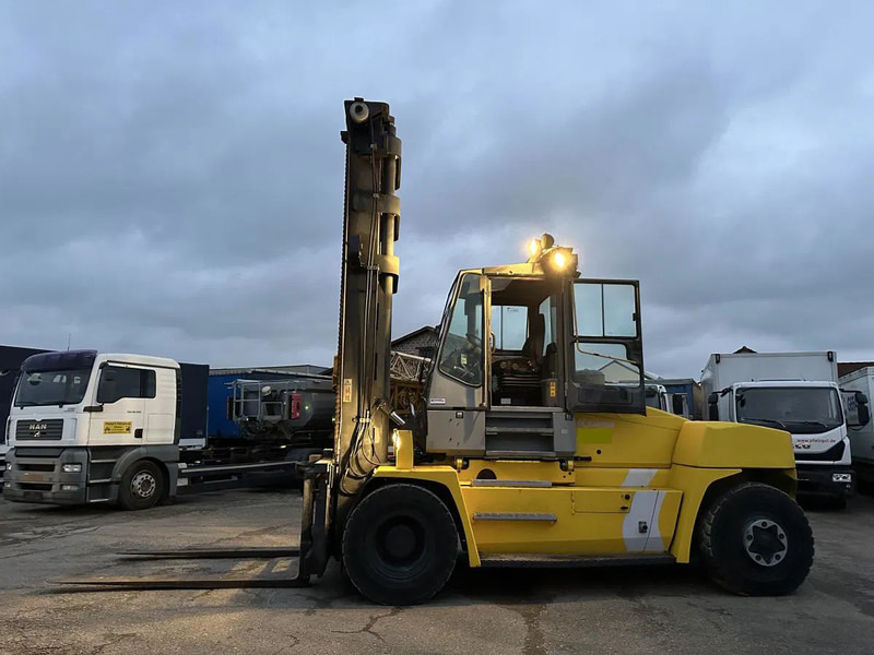 Kalmar DCE 120 -12 Frontstapler - Dieselstapler: das Bild 2 Kalmar DCE 120 -12 Frontstapler - Dieselstapler: das Bild 2