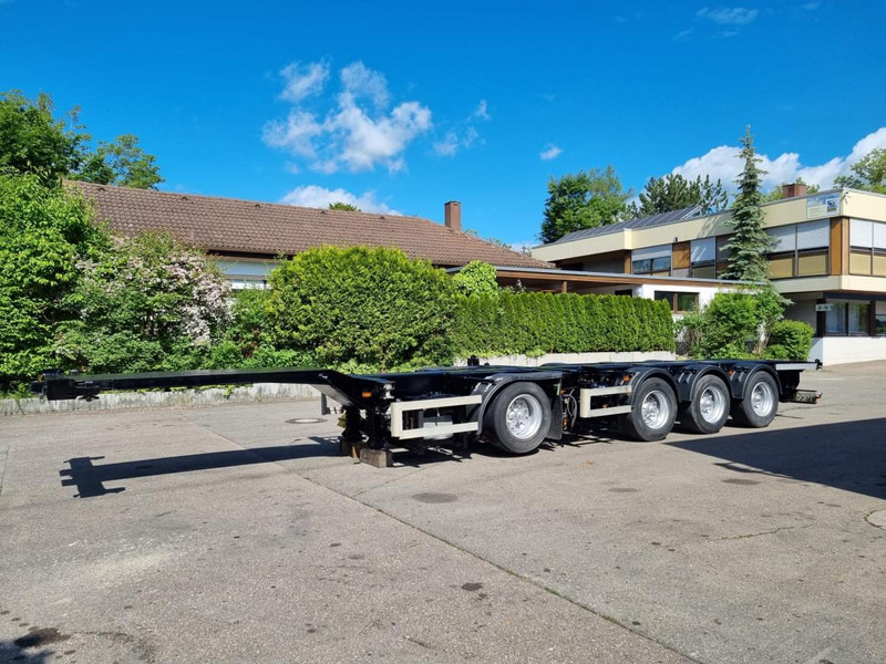 Nooteboom CT-53-04 D 4-Achs Containerchassis Combitrailer CT-53-04 D 4-Achs Containerchassis Combitrailer - Container/ Wechselfahrgestell Auflieger: das Bild 1 Nooteboom CT-53-04 D 4-Achs Containerchassis Combitrailer CT-53-04 D 4-Achs Containerchassis Combitrailer - Container/ Wechselfahrgestell Auflieger: das Bild 1