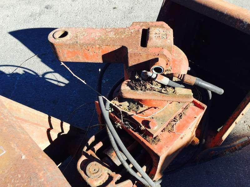 Camion avec rotator - coquilles 500mm reprise - ouverture 1500mm - Greifer: das Bild 2 Camion avec rotator - coquilles 500mm reprise - ouverture 1500mm - Greifer: das Bild 2