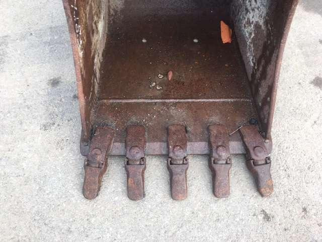 VOLVO EC55 - 570mm - Baggerschaufel: das Bild 2 VOLVO EC55 - 570mm - Baggerschaufel: das Bild 2