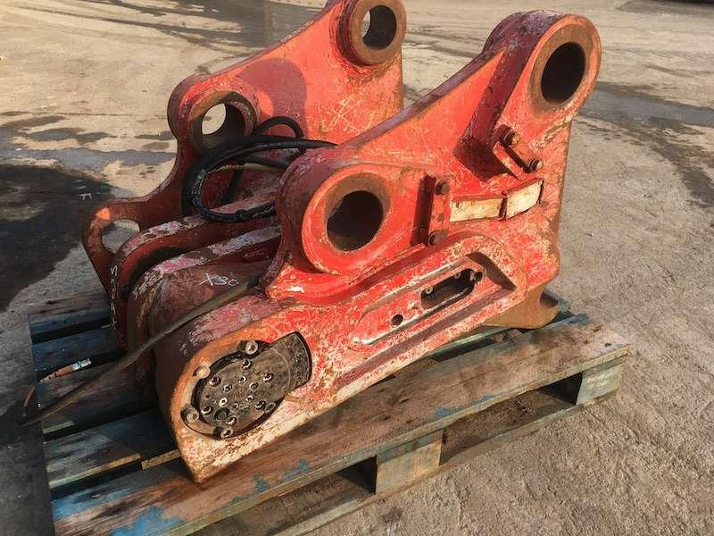 WIMMER A-LOCK 5 - Schnellwechsler für Baumaschine: das Bild 1 WIMMER A-LOCK 5 - Schnellwechsler für Baumaschine: das Bild 1