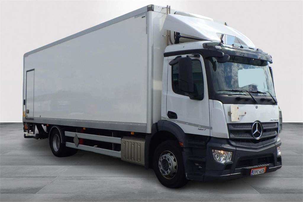 Mercedes-Benz ACTROS 5 SM 1827 L Ksa-kori + PL - Isotherm LKW: das Bild 3 Mercedes-Benz ACTROS 5 SM 1827 L Ksa-kori + PL - Isotherm LKW: das Bild 3