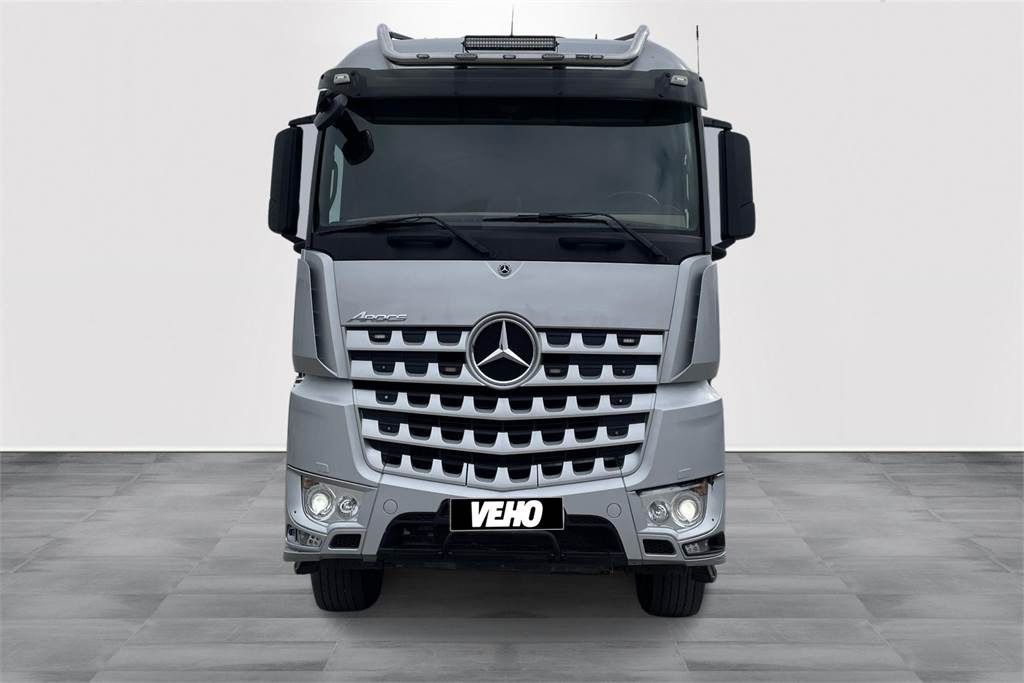 Mercedes-Benz AROCS 3663 L RIIKO- puuvarustus - Holztransporter: das Bild 2 Mercedes-Benz AROCS 3663 L RIIKO- puuvarustus - Holztransporter: das Bild 2