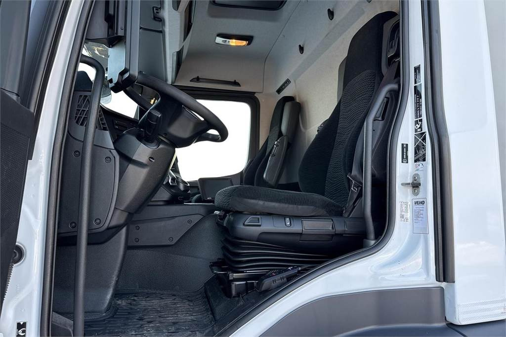 Mercedes-Benz Actros 1830L 5 SM FRC 2-lämpö(atp10/2025) – Leasing Mercedes-Benz Actros 1830L 5 SM FRC 2-lämpö(atp10/2025): das Bild 14