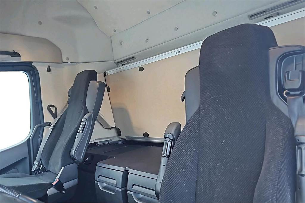 Isotherm LKW Mercedes-Benz Actros L 3558: das Bild 17