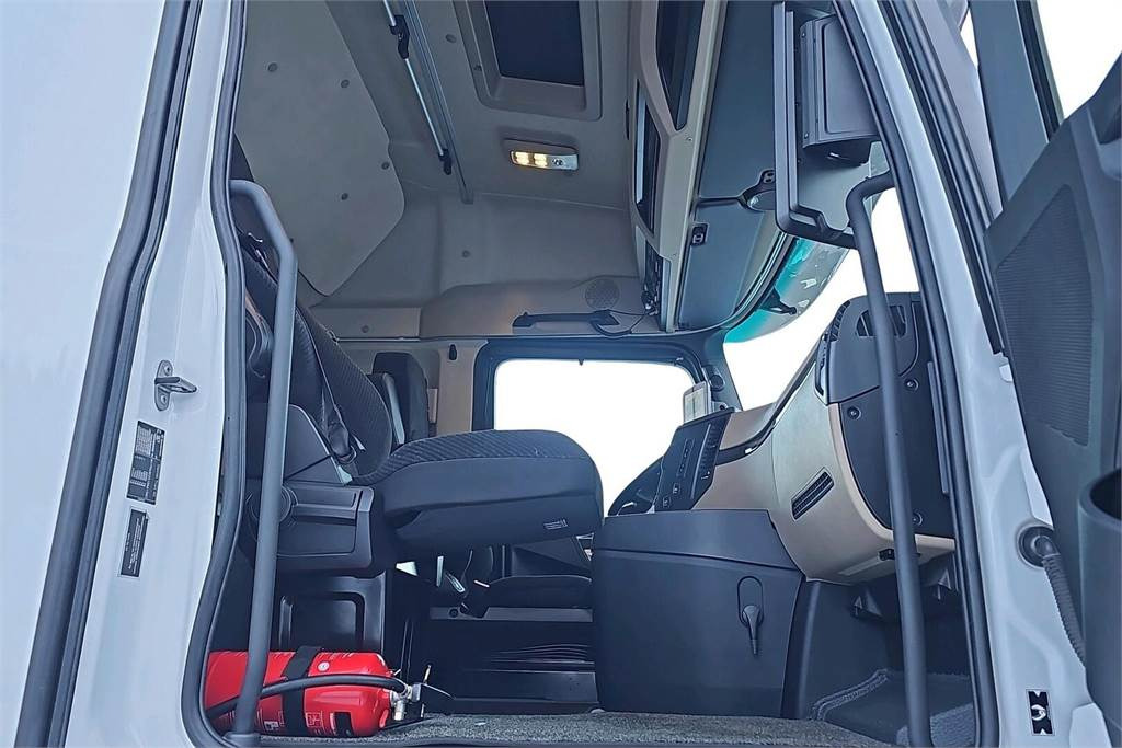 Isotherm LKW Mercedes-Benz Actros L 3558: das Bild 15