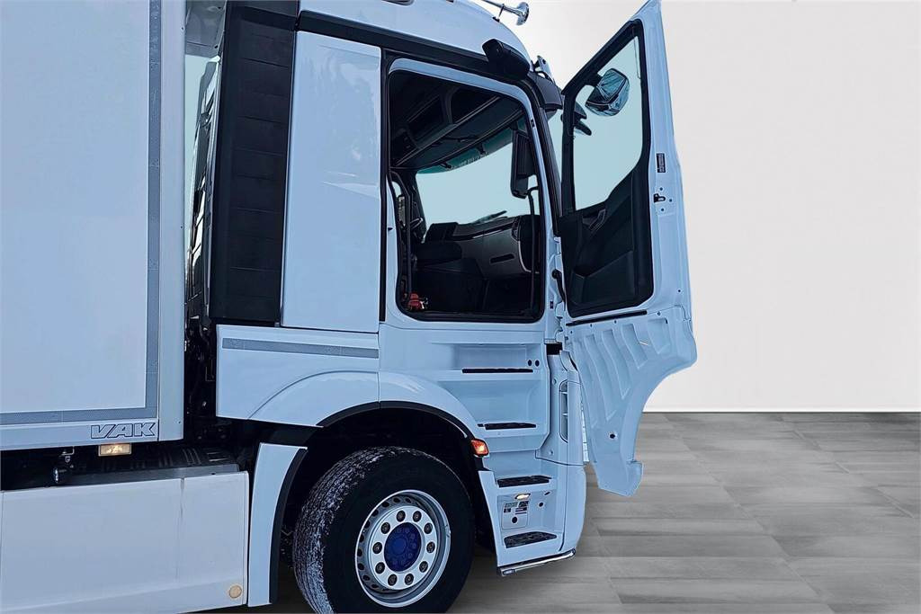 Isotherm LKW Mercedes-Benz Actros L 3558: das Bild 14