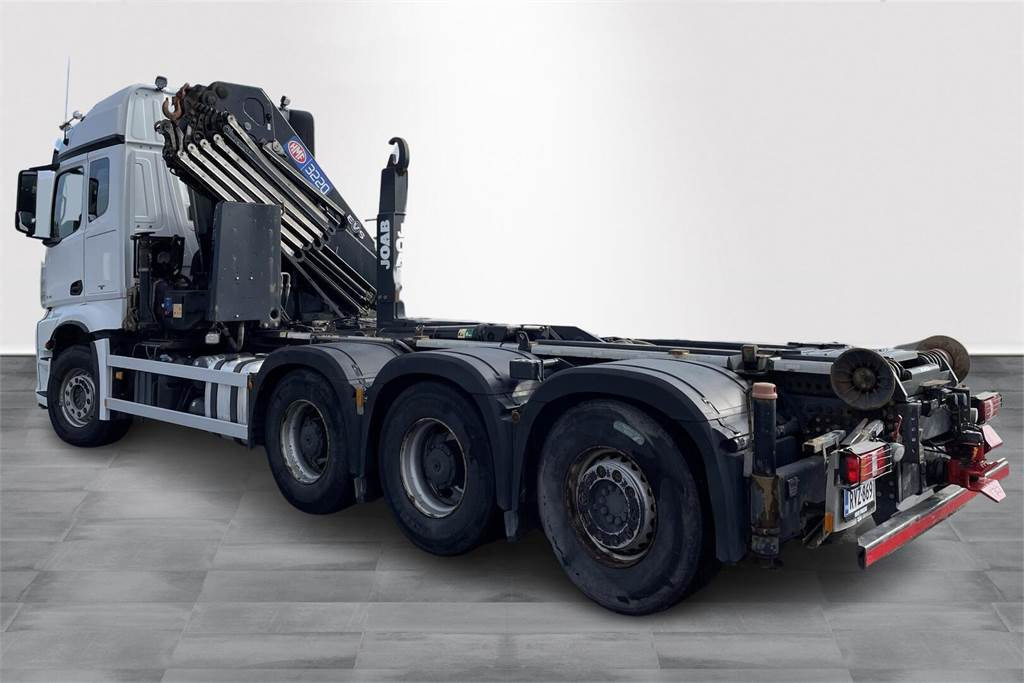 Mercedes-Benz Arocs 3251 8x4*4 - HMF 32 tm - Koukku - Autokran: das Bild 4 Mercedes-Benz Arocs 3251 8x4*4 - HMF 32 tm - Koukku - Autokran: das Bild 4