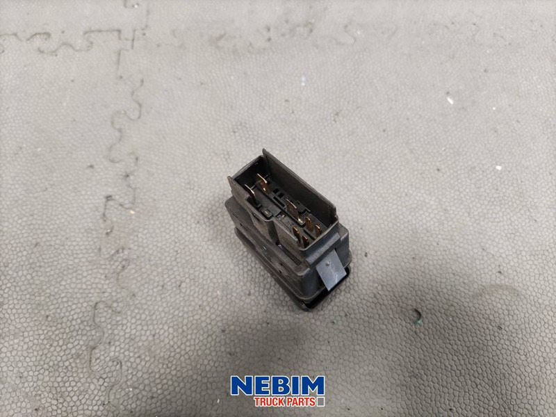 Volvo Volvo - 20569990 - Schakelaar - Ersatzteile: das Bild 2 Volvo Volvo - 20569990 - Schakelaar - Ersatzteile: das Bild 2
