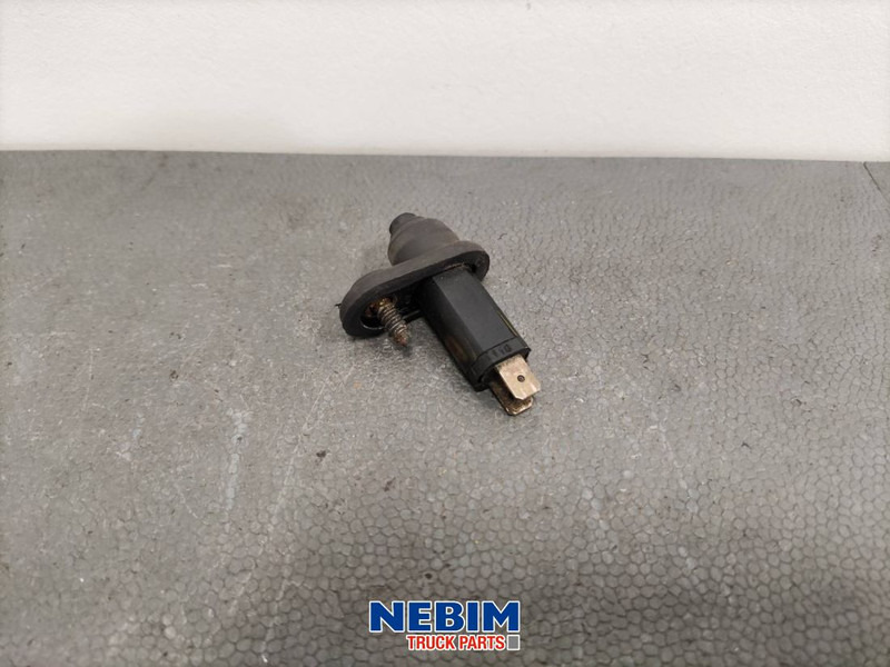 Volvo Volvo - 3987417 - Portierschakelaar - Ersatzteile: das Bild 2 Volvo Volvo - 3987417 - Portierschakelaar - Ersatzteile: das Bild 2