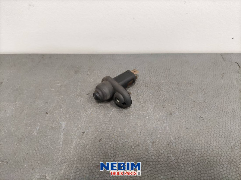 Volvo Volvo - 3987417 - Portierschakelaar - Ersatzteile: das Bild 1 Volvo Volvo - 3987417 - Portierschakelaar - Ersatzteile: das Bild 1