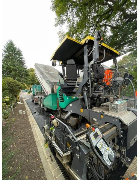 Vögele S 1800-3i MIETE / RENTAL - Asphaltfertiger/ Straßenfertiger: das Bild 3 Vögele S 1800-3i MIETE / RENTAL - Asphaltfertiger/ Straßenfertiger: das Bild 3