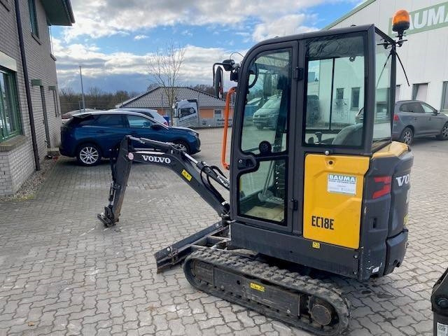 Volvo EC 18 E MIETE / RENTAL (12001760) - Minibagger: das Bild 3 Volvo EC 18 E MIETE / RENTAL (12001760) - Minibagger: das Bild 3