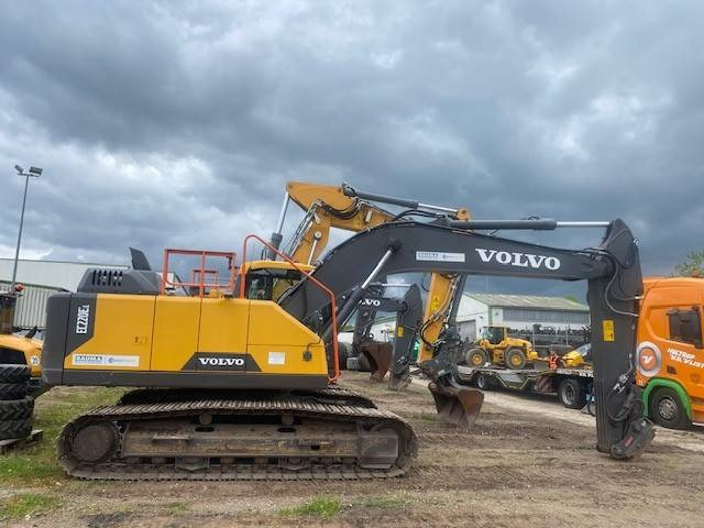 Volvo EC 220 E L MIETE / RENTAL (12001052) - Kettenbagger: das Bild 5 Volvo EC 220 E L MIETE / RENTAL (12001052) - Kettenbagger: das Bild 5