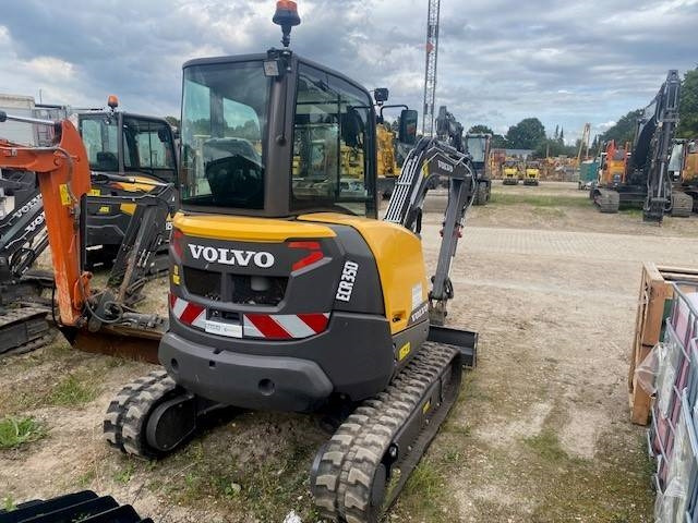 Volvo ECR 35 D MIETE / RENTAL (12001934) - Minibagger: das Bild 4 Volvo ECR 35 D MIETE / RENTAL (12001934) - Minibagger: das Bild 4