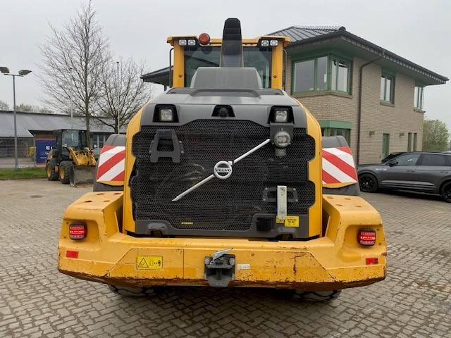 Volvo L 120 H A/C, BSS, ZSA, 3. Kr., SW (12005212) - Radlader: das Bild 3 Volvo L 120 H A/C, BSS, ZSA, 3. Kr., SW (12005212) - Radlader: das Bild 3