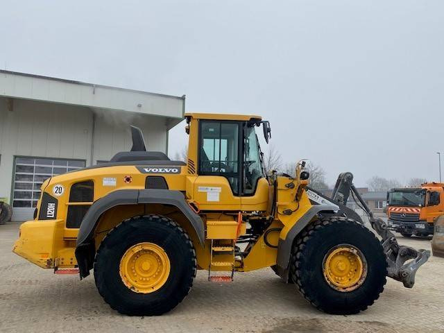 Radlader Volvo L 120 H MIETE / RENTAL (12000892): das Bild 6