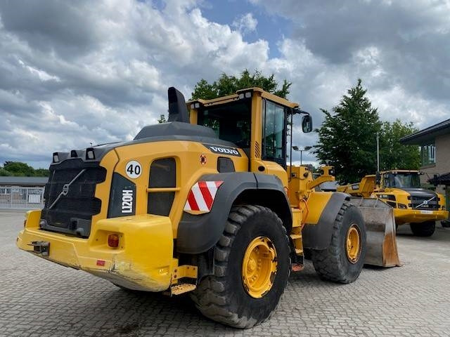 Volvo L 120 H MIETE / RENTAL (12001931) - Radlader: das Bild 4 Volvo L 120 H MIETE / RENTAL (12001931) - Radlader: das Bild 4