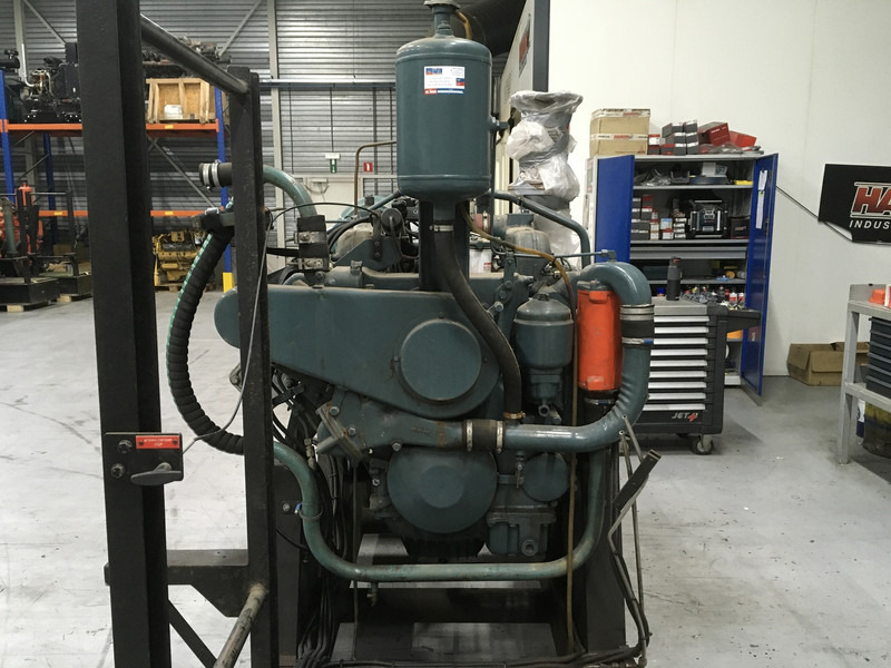 Scania DS14.02 USED - Baumaschine: das Bild 5 Scania DS14.02 USED - Baumaschine: das Bild 5