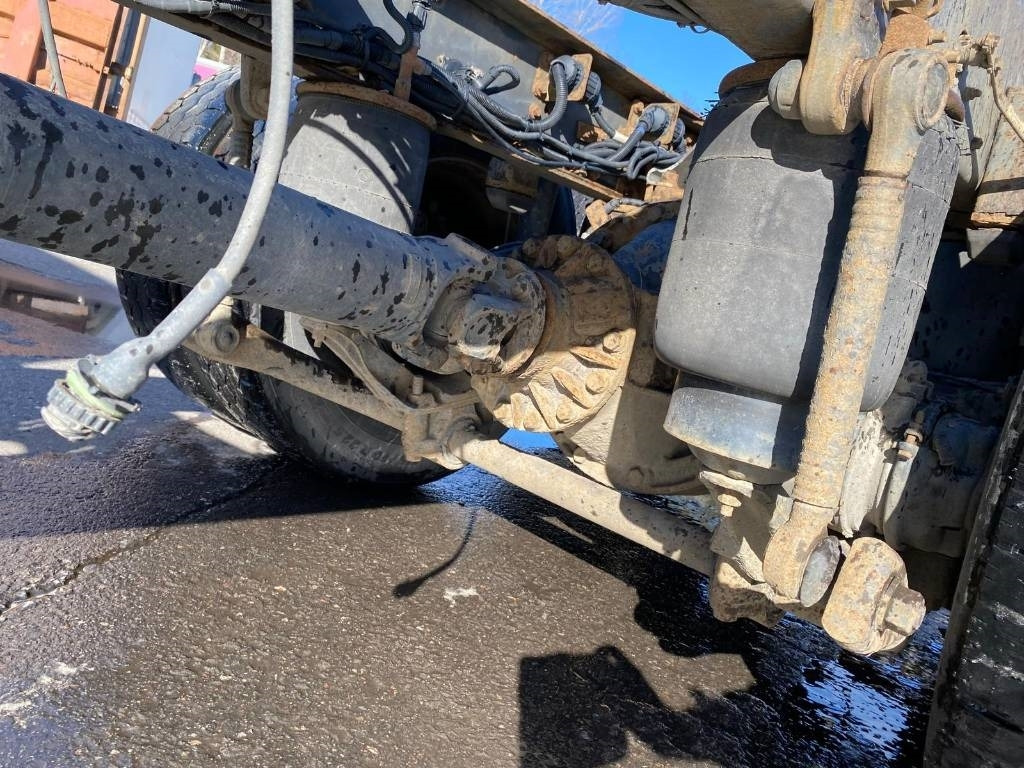 Fahrgestell LKW Volvo FH 12: das Bild 12