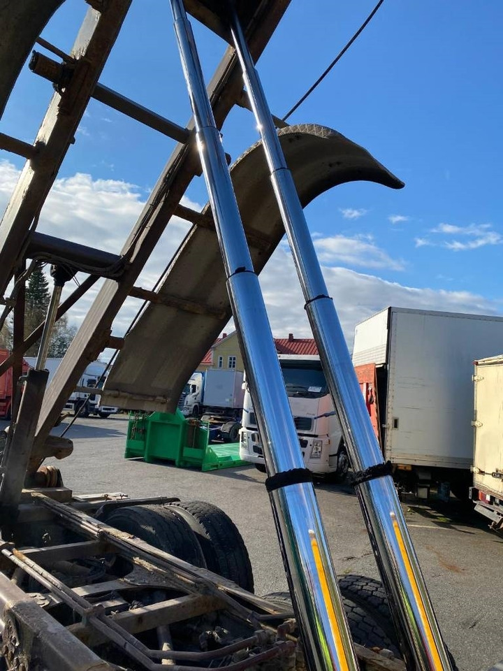 Absetzkipper Volvo FH 13 420: das Bild 10