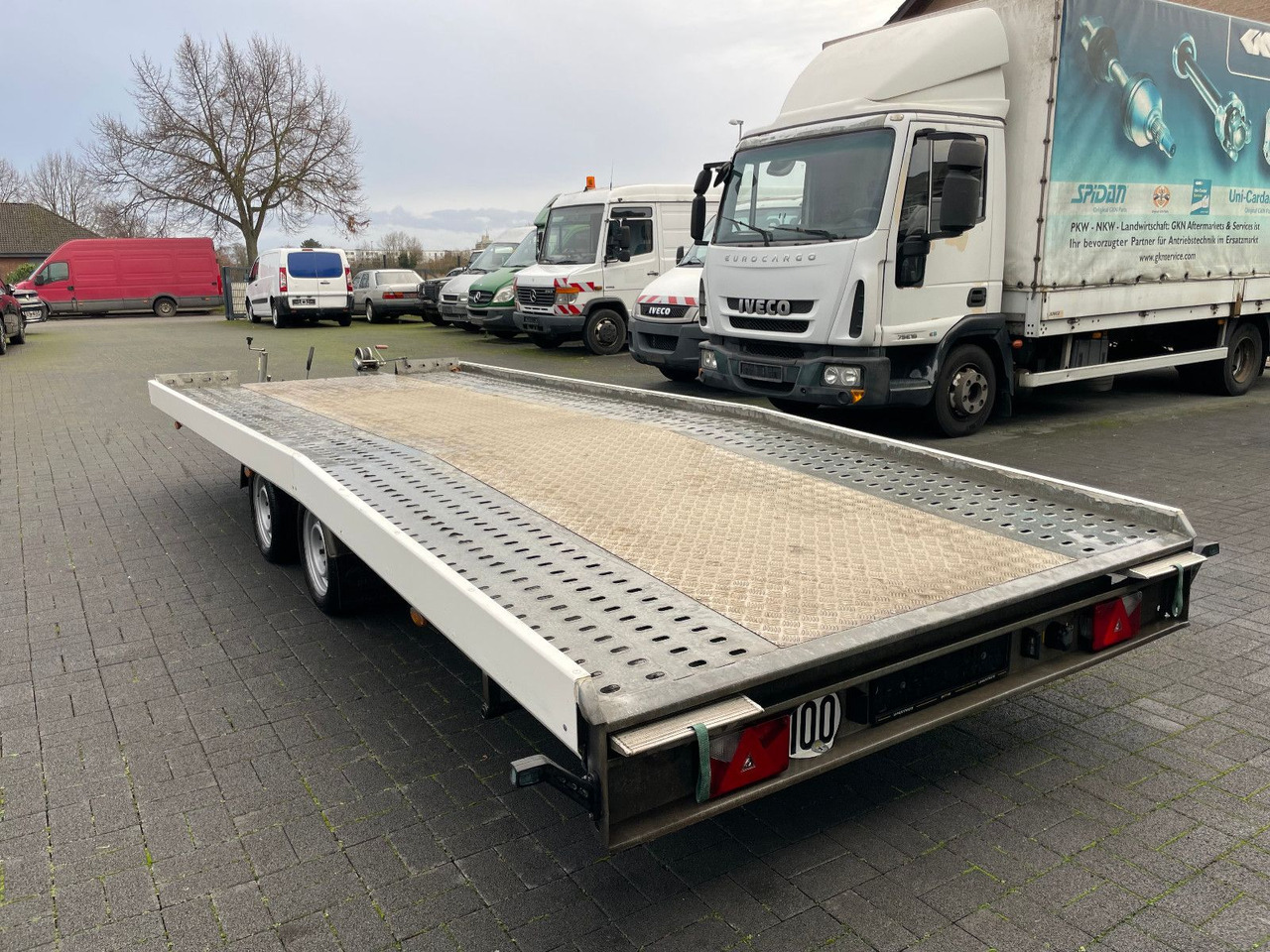 Blyss Jupiter Pro F 350, 550 X 210 cm. - Autotransporter Anhänger: das Bild 2 Blyss Jupiter Pro F 350, 550 X 210 cm. - Autotransporter Anhänger: das Bild 2