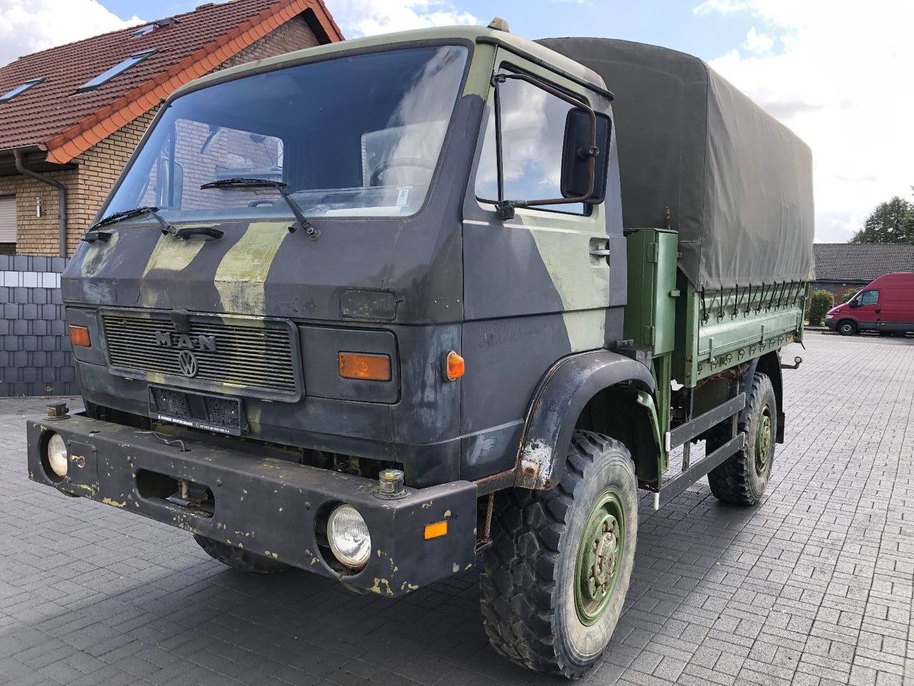 MAN 8.136 4X4 - Planen Transporter: das Bild 1 MAN 8.136 4X4 - Planen Transporter: das Bild 1