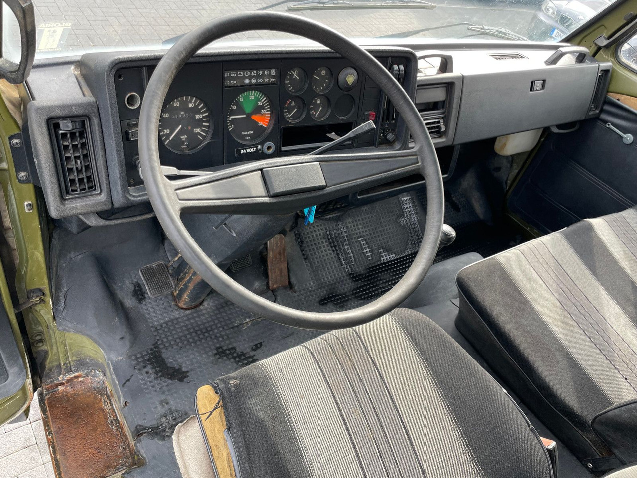 Planen Transporter MAN 8.136 4X4: das Bild 27 Planen Transporter MAN 8.136 4X4: das Bild 27