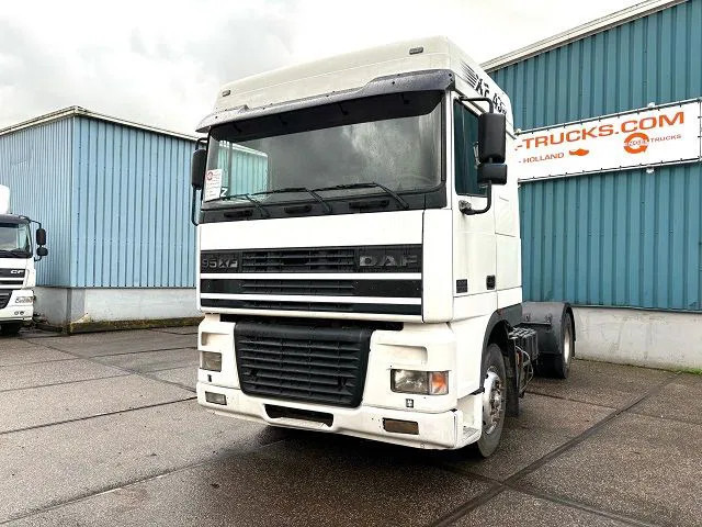 DAF 95.430 XF SPACECAB (EURO 3 / ZF16 MANUAL GEARBOX / ZF-INTARDER / AIRCONDITIONING) - Sattelzugmaschine: das Bild 1 DAF 95.430 XF SPACECAB (EURO 3 / ZF16 MANUAL GEARBOX / ZF-INTARDER / AIRCONDITIONING) - Sattelzugmaschine: das Bild 1