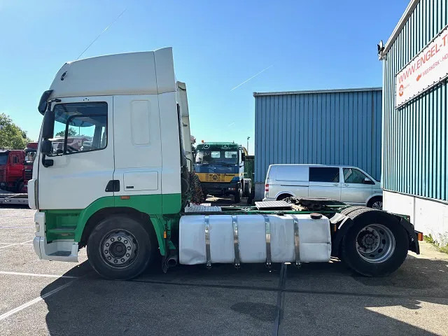 DAF CF 85.410 SPACECAB 4x2 (ZF16 MANUAL GEARBOX / MX-BRAKE / 995 LITER DIESELTANK / AIRCONDITIONING / FRIDGE UNTHER BED) - Sattelzugmaschine: das Bild 5 DAF CF 85.410 SPACECAB 4x2 (ZF16 MANUAL GEARBOX / MX-BRAKE / 995 LITER DIESELTANK / AIRCONDITIONING / FRIDGE UNTHER BED) - Sattelzugmaschine: das Bild 5