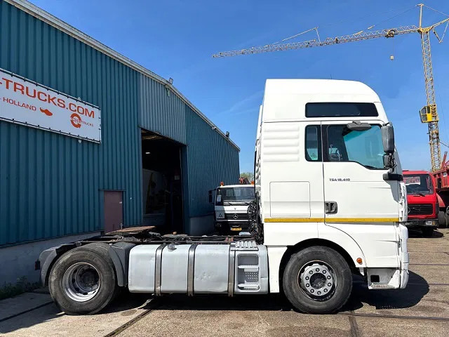 MAN TGA 18.410 FLS XXL (6-CILINDER HEADS / ZF16 MANUAL GEARBOX / ZF-INTARDER / HYDRAULIC KIT / P.T.O. / AIRCONDITIONING) - Sattelzugmaschine: das Bild 4 MAN TGA 18.410 FLS XXL (6-CILINDER HEADS / ZF16 MANUAL GEARBOX / ZF-INTARDER / HYDRAULIC KIT / P.T.O. / AIRCONDITIONING) - Sattelzugmaschine: das Bild 4