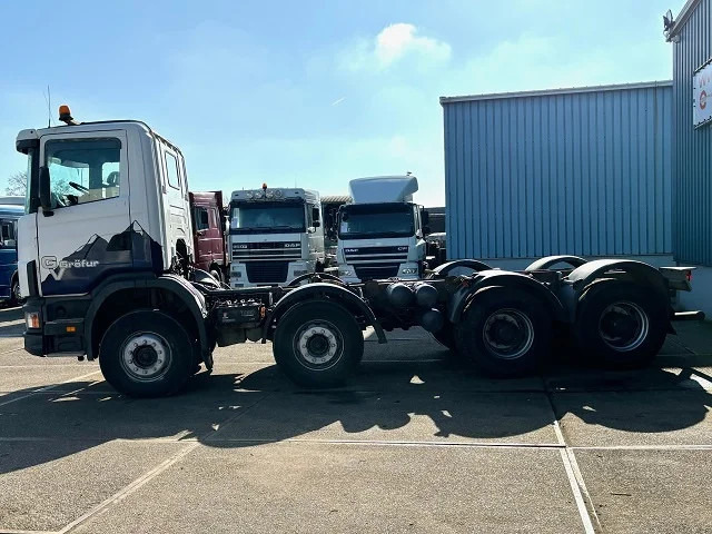 Scania R124-420 C 8x4 FULL STEEL CHASSIS (EURO 3 / FULL STEEL SUSPENSION / REDUCTION AXLES / GRS900 GEARBOX) - Fahrgestell LKW: das Bild 4 Scania R124-420 C 8x4 FULL STEEL CHASSIS (EURO 3 / FULL STEEL SUSPENSION / REDUCTION AXLES / GRS900 GEARBOX) - Fahrgestell LKW: das Bild 4