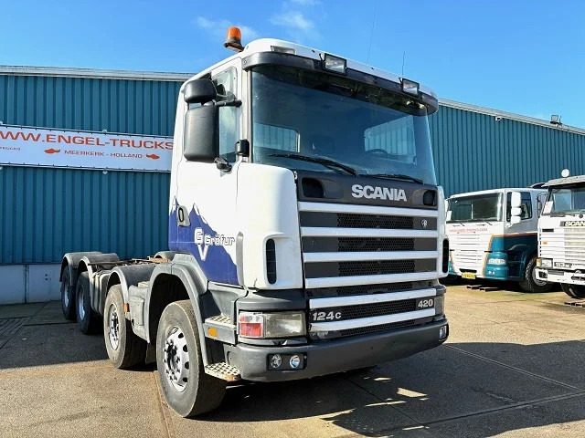 Scania R124-420 C 8x4 FULL STEEL CHASSIS (EURO 3 / FULL STEEL SUSPENSION / REDUCTION AXLES / GRS900 GEARBOX) - Fahrgestell LKW: das Bild 3 Scania R124-420 C 8x4 FULL STEEL CHASSIS (EURO 3 / FULL STEEL SUSPENSION / REDUCTION AXLES / GRS900 GEARBOX) - Fahrgestell LKW: das Bild 3