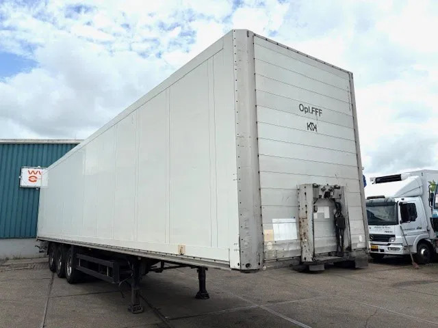 Schmitz Cargobull SKO 24 DOUBLE STOCK CLOSED BOX (BPW-AXLES / DRUM BRAKS / ABS-EBS BRAKES) - Koffer Auflieger: das Bild 2 Schmitz Cargobull SKO 24 DOUBLE STOCK CLOSED BOX (BPW-AXLES / DRUM BRAKS / ABS-EBS BRAKES) - Koffer Auflieger: das Bild 2