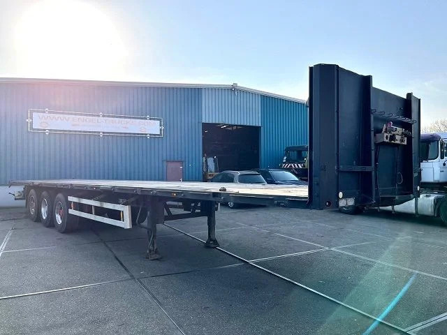 Van Hool 3B1047 13.60M. FLATBED TRAILER WITH 40FT TWISTLOCKS (SAF-AXLES / DISC BRAKES / 40FT TWISTLOCKS) - Pritschenauflieger/ Plattformauflieger: das Bild 2 Van Hool 3B1047 13.60M. FLATBED TRAILER WITH 40FT TWISTLOCKS (SAF-AXLES / DISC BRAKES / 40FT TWISTLOCKS) - Pritschenauflieger/ Plattformauflieger: das Bild 2