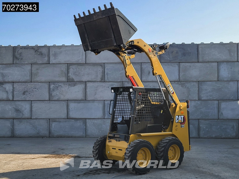 Caterpillar 216 B3 - Kompaktlader: das Bild 2 Caterpillar 216 B3 - Kompaktlader: das Bild 2