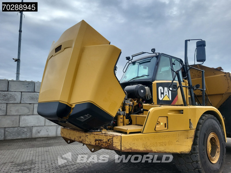 Knickgelenkter Dumper Caterpillar 740 B: das Bild 13
