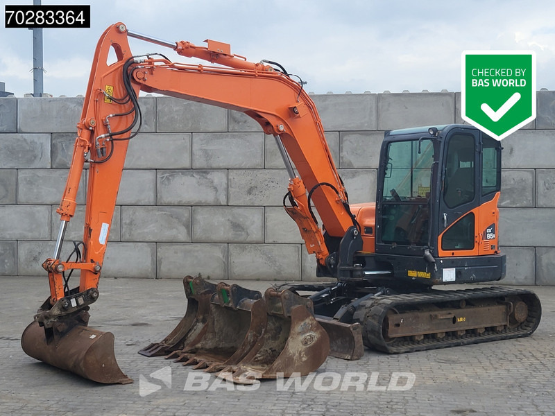 Doosan DX85 R-3 4 BUCKETS - Minibagger: das Bild 1 Doosan DX85 R-3 4 BUCKETS - Minibagger: das Bild 1