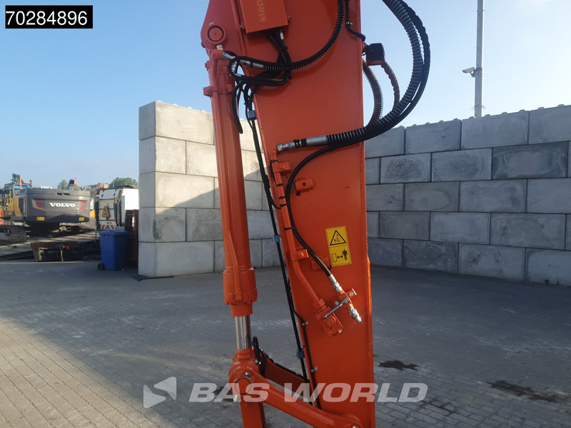 Mobilbagger Hitachi ZX140W -6 OUTRIGGERS + BLADE: das Bild 12