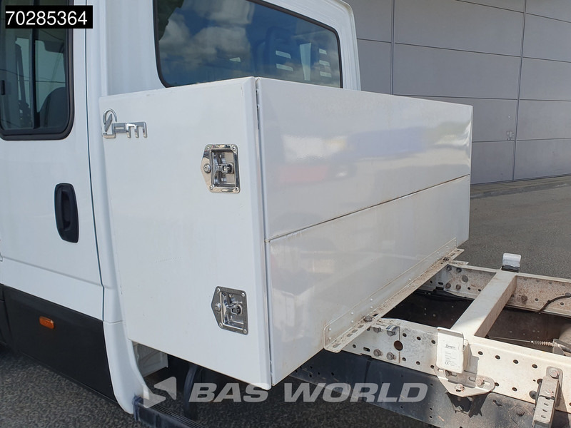 Iveco Daily 35C16 3.0L Open Laadbak met Kist Dubbel Cabine Dubbellucht 3,5t Trekhaak Airco Cruise Euro6 Pritsche Pickup Open Box 2m3 A/C Tow - Pritsche Transporter: das Bild 3 Iveco Daily 35C16 3.0L Open Laadbak met Kist Dubbel Cabine Dubbellucht 3,5t Trekhaak Airco Cruise Euro6 Pritsche Pickup Open Box 2m3 A/C Tow - Pritsche Transporter: das Bild 3