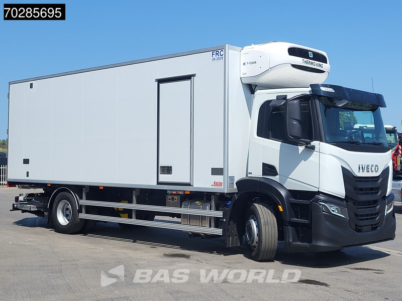 Iveco S-Way 400 4X2 NEW! 19t Thermo King T-1200 ATP Automatic 2000kg Ladebordwand Euro 6 - Kühlkoffer LKW: das Bild 3 Iveco S-Way 400 4X2 NEW! 19t Thermo King T-1200 ATP Automatic 2000kg Ladebordwand Euro 6 - Kühlkoffer LKW: das Bild 3