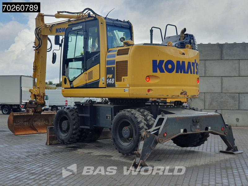 Komatsu PW148 -11 - Mobilbagger: das Bild 2 Komatsu PW148 -11 - Mobilbagger: das Bild 2