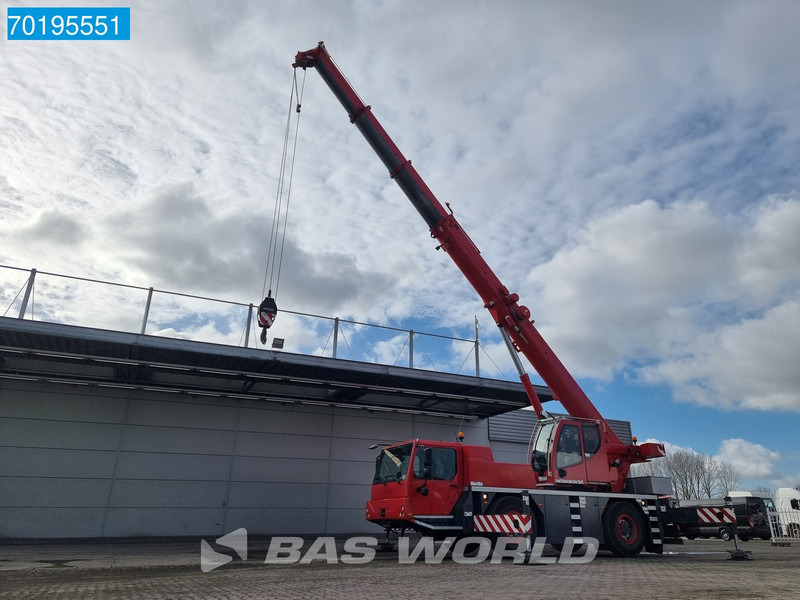Liebherr LTM1030 LOW HOURS - REMOTE CONTROL - Geländekran: das Bild 2 Liebherr LTM1030 LOW HOURS - REMOTE CONTROL - Geländekran: das Bild 2