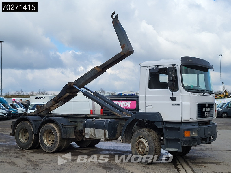MAN 26.343 DFC 6X4 Steelsuspension Manual Euro 2 - Abrollkipper: das Bild 3 MAN 26.343 DFC 6X4 Steelsuspension Manual Euro 2 - Abrollkipper: das Bild 3