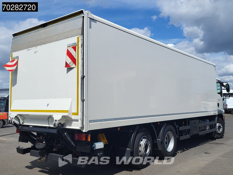 MAN TGM 26.320 6X2 2000kg Ladebordwand Automatic Lift+steering axle Navi Euro 6 - Koffer LKW: das Bild 5 MAN TGM 26.320 6X2 2000kg Ladebordwand Automatic Lift+steering axle Navi Euro 6 - Koffer LKW: das Bild 5