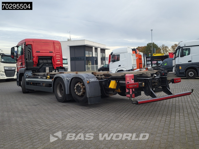 MAN TGS 26.320 TGS 6X2 ADR BDF Lift + Steering Axle Euro 6 - Containerwagen/ Wechselfahrgestell LKW: das Bild 2 MAN TGS 26.320 TGS 6X2 ADR BDF Lift + Steering Axle Euro 6 - Containerwagen/ Wechselfahrgestell LKW: das Bild 2