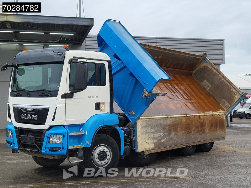 MAN TGS 35.440 8X4 14m3 Meiller 2-way tipper Automatic Big-Axle Steelsuspension Euro 6 - Kipper: das Bild 3 MAN TGS 35.440 8X4 14m3 Meiller 2-way tipper Automatic Big-Axle Steelsuspension Euro 6 - Kipper: das Bild 3