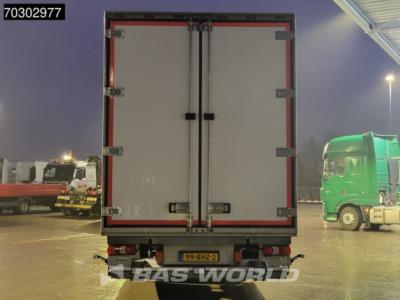 Koffer LKW Mercedes-Benz Actros 2636 Actros 6X2 Steering Axle 2t Tailgate Full Air Euro 6: das Bild 9