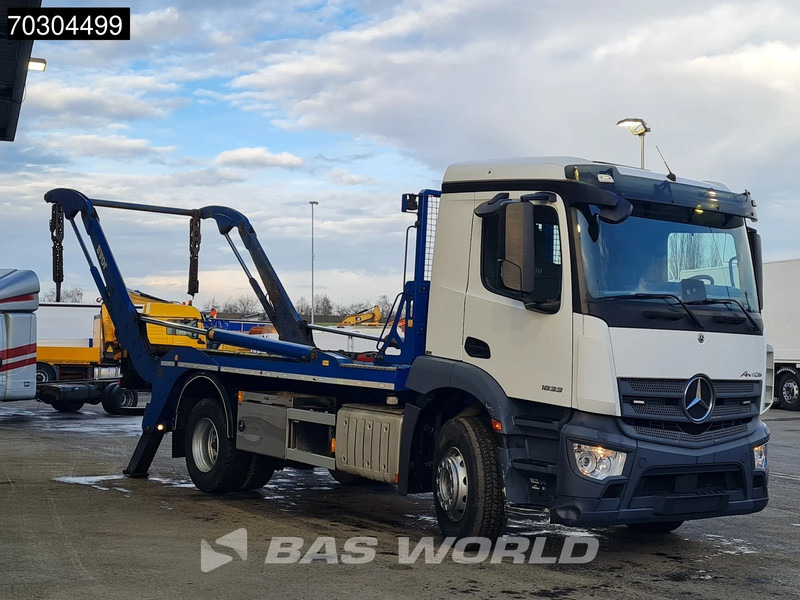 Mercedes-Benz Antos 1833 4X2 14 tons JOAB VL 14U Skiploader Automatic Full Air suspension Euro 6 - Absetzkipper: das Bild 3 Mercedes-Benz Antos 1833 4X2 14 tons JOAB VL 14U Skiploader Automatic Full Air suspension Euro 6 - Absetzkipper: das Bild 3