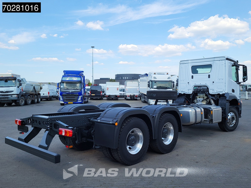 Mercedes-Benz Arocs 2640 6X4 NEW chassis Steel suspension Big-Axle Alcoa Automatic Euro 6 - Fahrgestell LKW: das Bild 5 Mercedes-Benz Arocs 2640 6X4 NEW chassis Steel suspension Big-Axle Alcoa Automatic Euro 6 - Fahrgestell LKW: das Bild 5